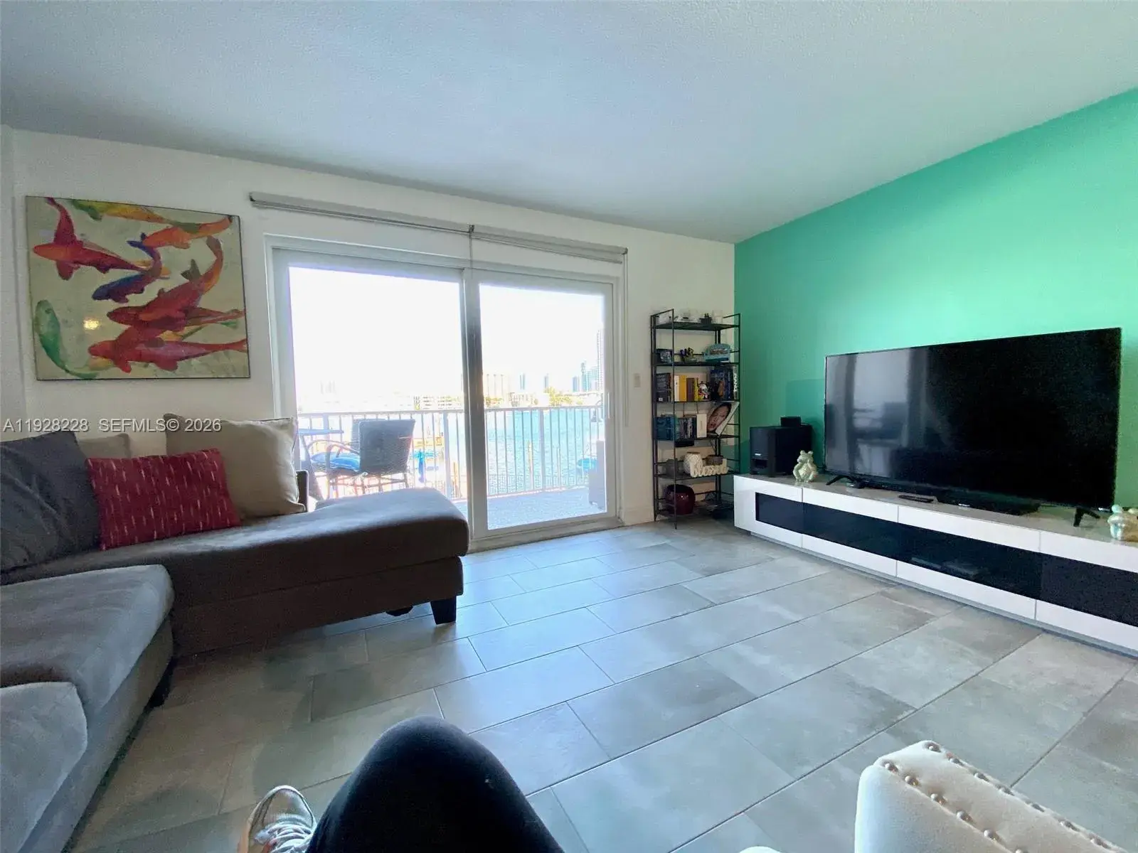 400 Golden Isles Dr # 6, Hallandale Beach FL 33009