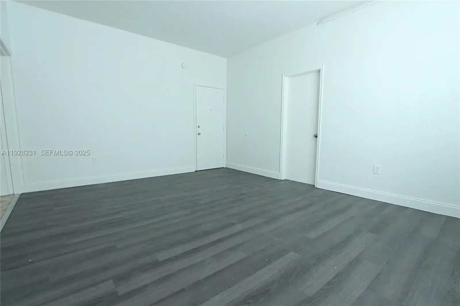 1115 Euclid Ave # 11, Miami Beach FL 33139 photo 4