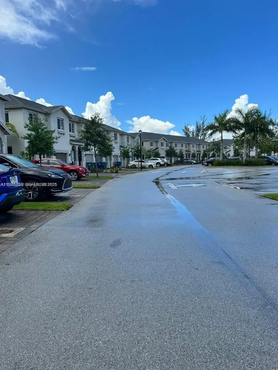 20881 NW 9th # 0, Miami Gardens FL 33169 photo 3