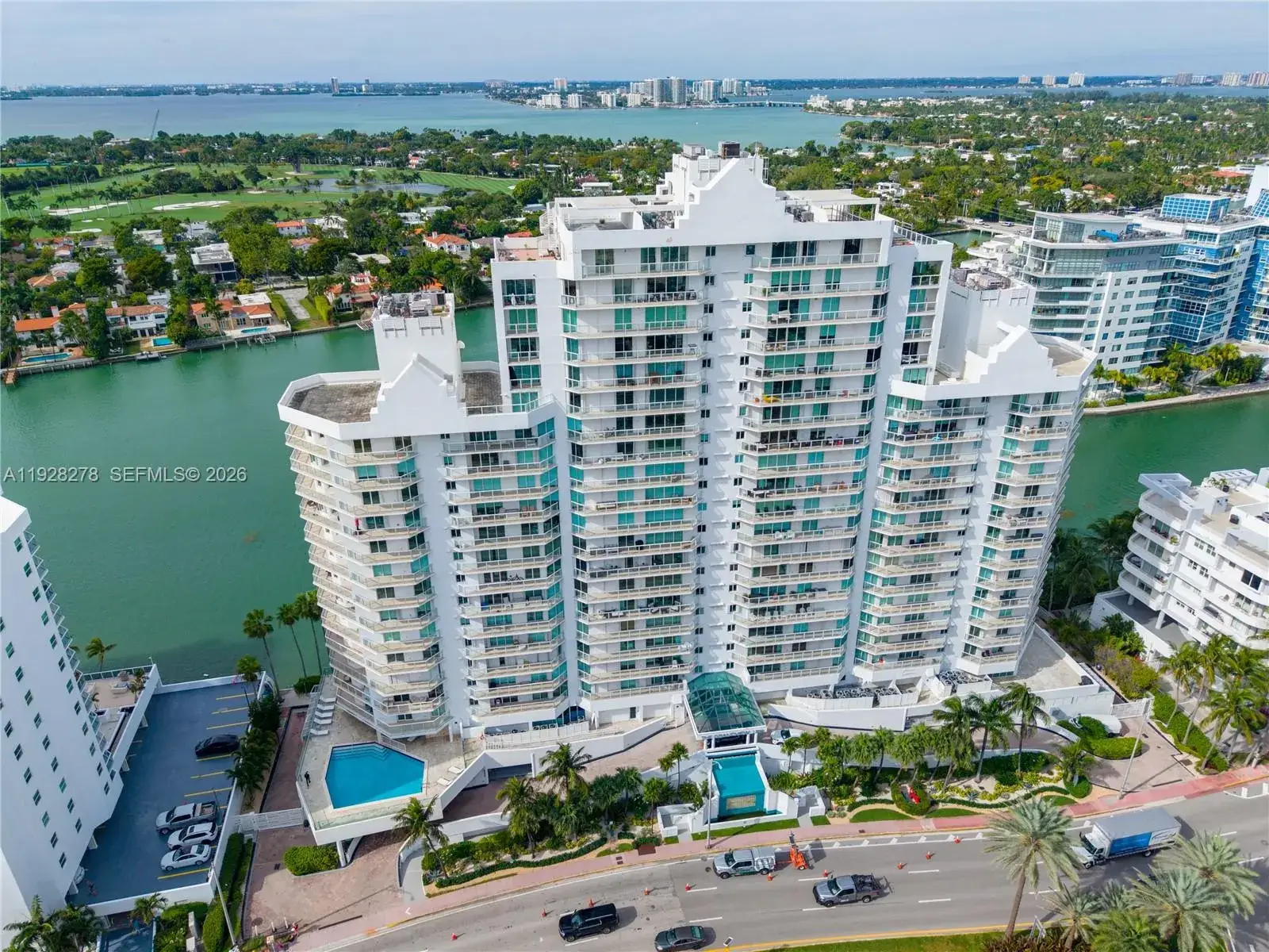 2 bedroom 2 bath Residential for sale at 5900 Collins Ave # 906, Miami Beach FL 33140