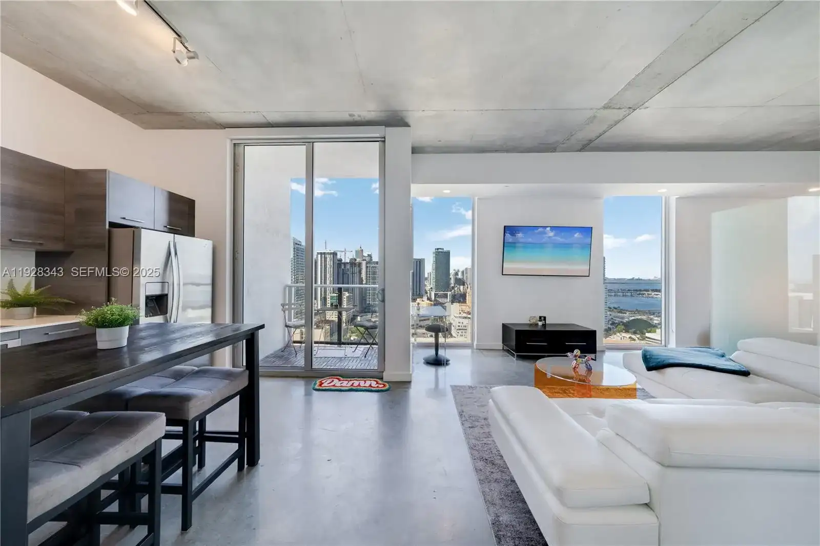151 SE 1st St # 3008, Miami FL 33131