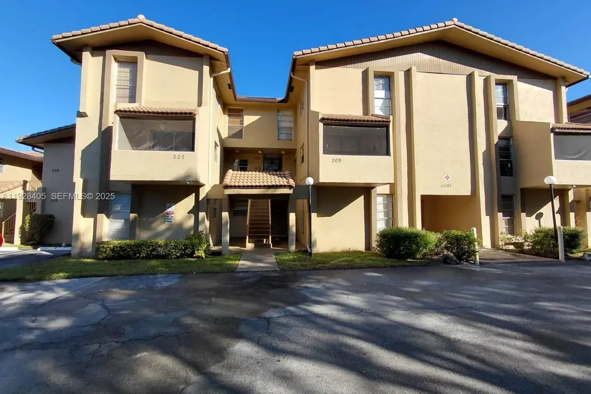 11101 Royal Palm Blvd # 208, Coral Springs FL 33065