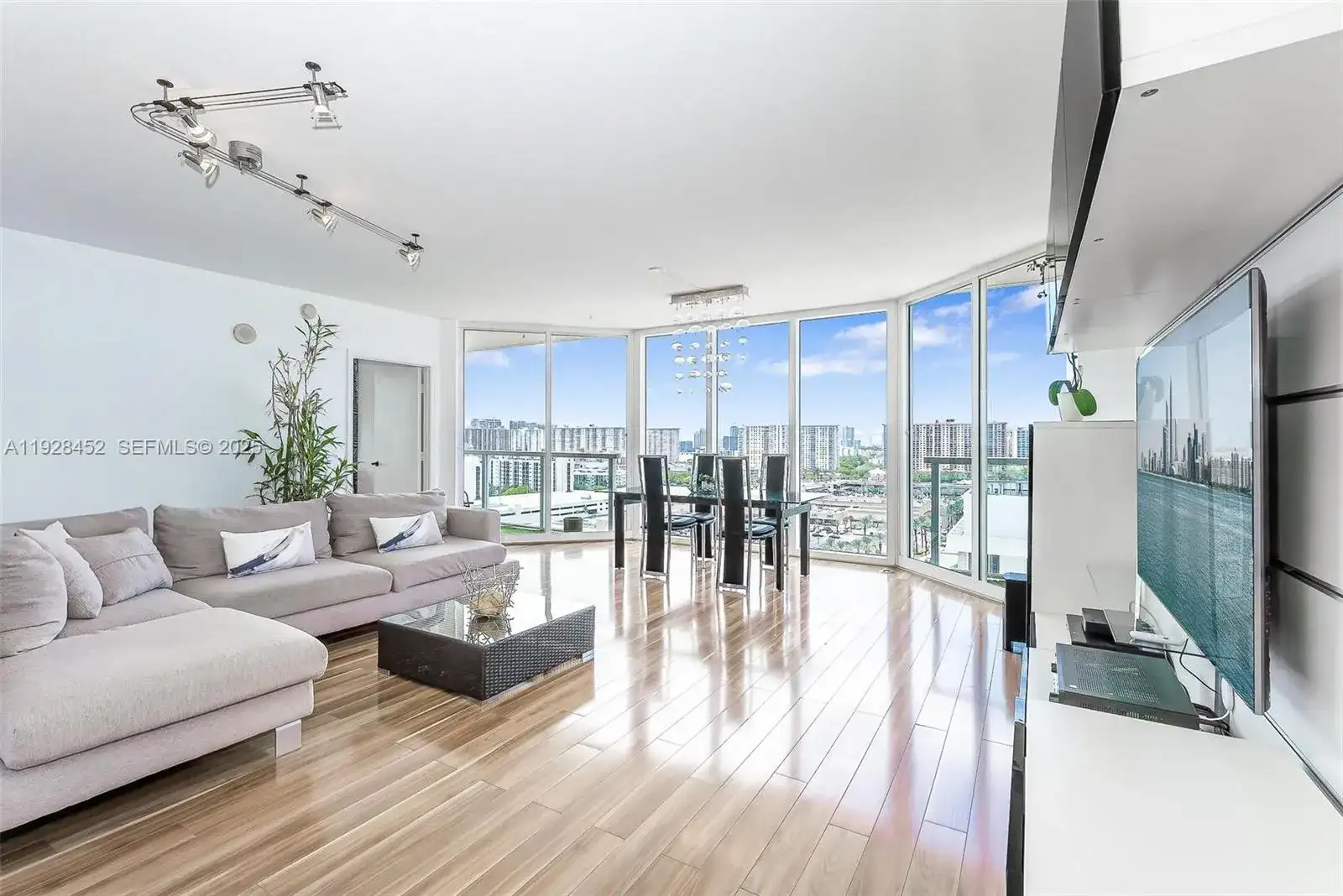 16699 Collins Ave # 1507, Sunny Isles Beach FL 33160 photo 5