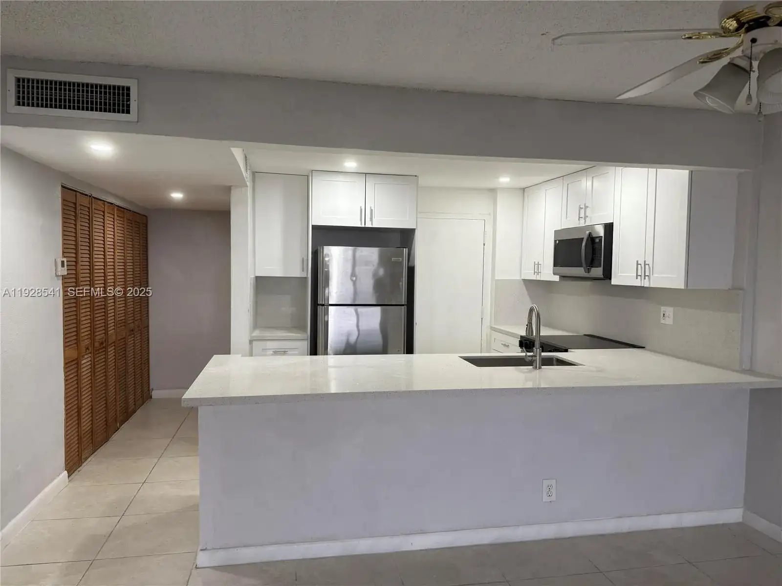 9001 SW 77th Ave # C709, Miami FL 33156 photo 3