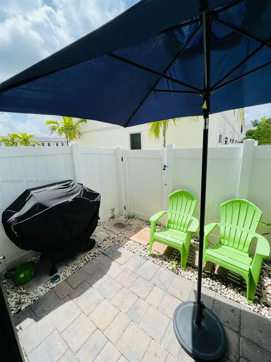 711 SW 11th St, Florida City FL 33034 photo 5