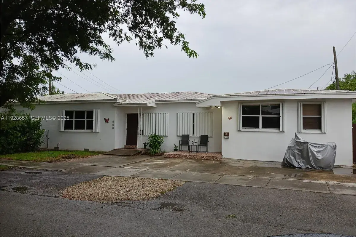 650 SW 44th Ct, Miami FL 33134