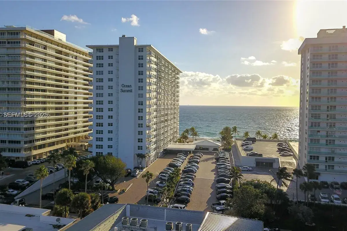 4010 Galt Ocean Dr # 1116, Fort Lauderdale FL 33308