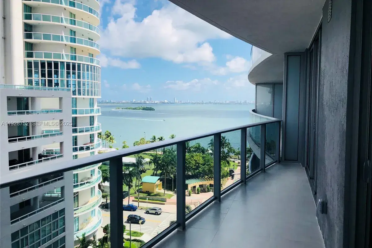 488 NE 18 Street # 907, Miami FL 33132
