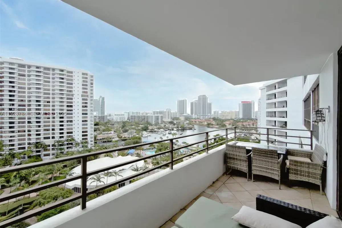 600 Three Islands Blvd # 1112, Hallandale Beach FL 33009