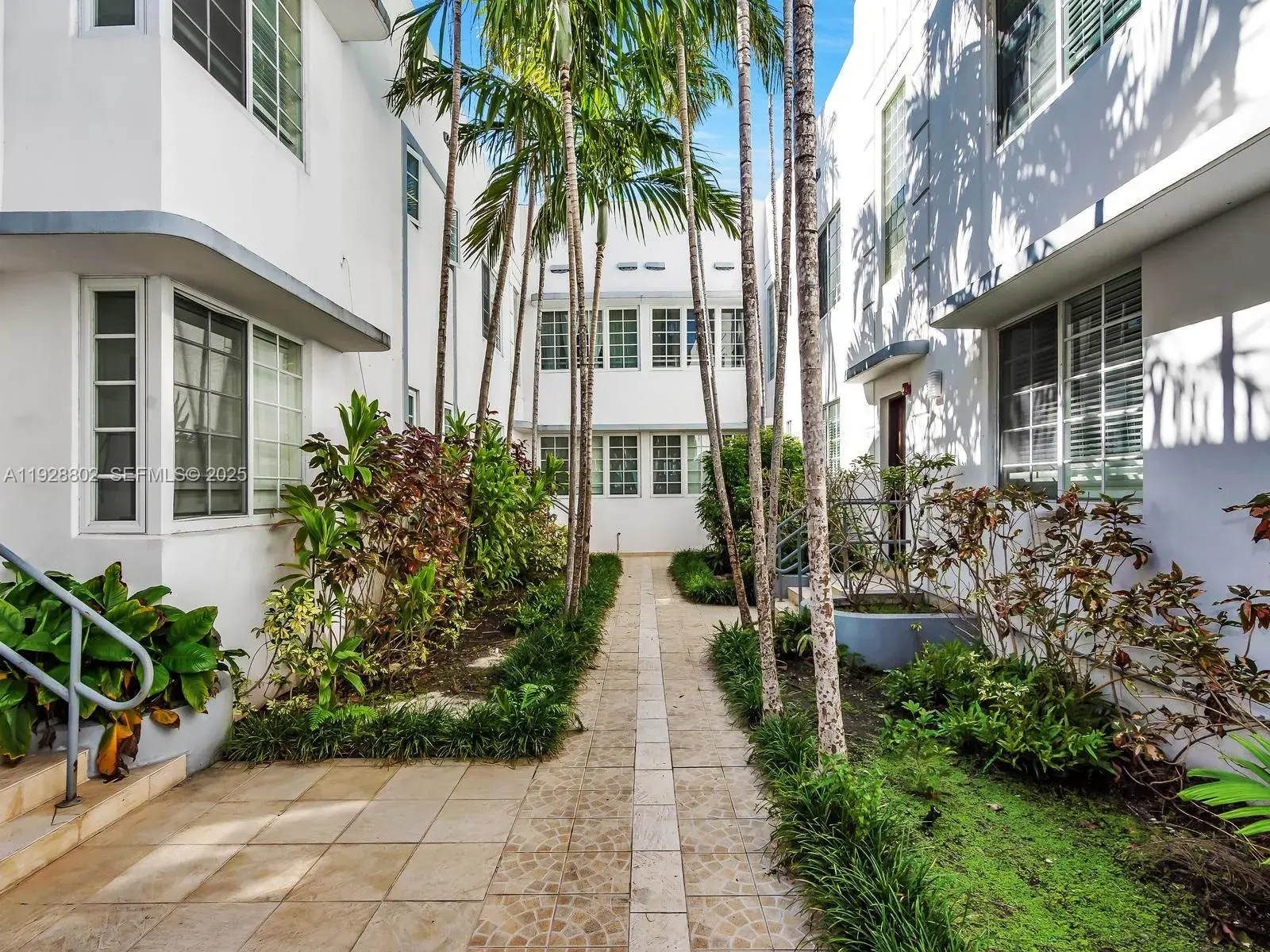 1000 Meridian Ave # 15, Miami Beach FL 33139