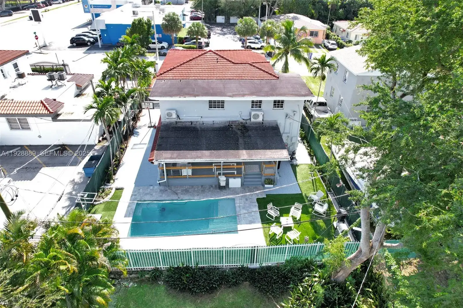 3711 SW 27th Ter, Miami FL 33134 photo 2