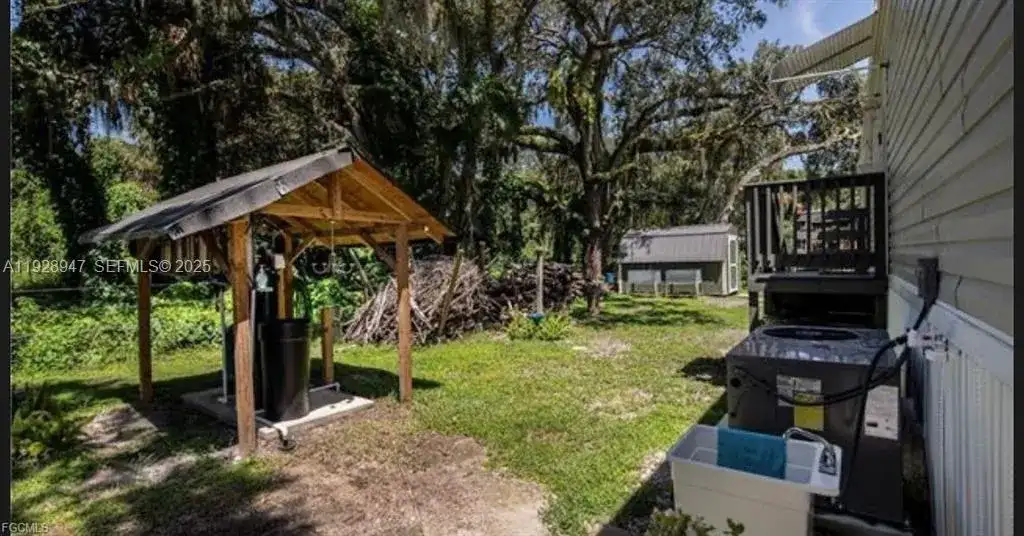 2638 ORTONA LOCKS RD, Moore Haven FL 33471 photo 4