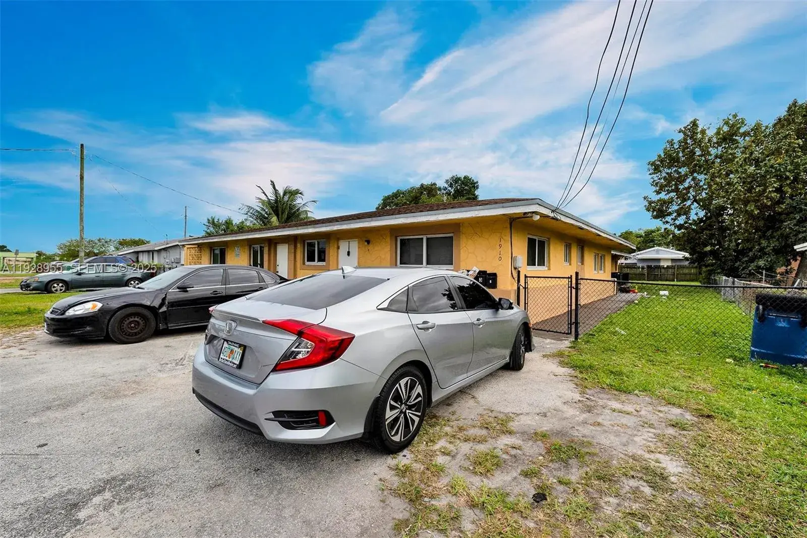 1910 NW 72nd St, Miami FL 33147