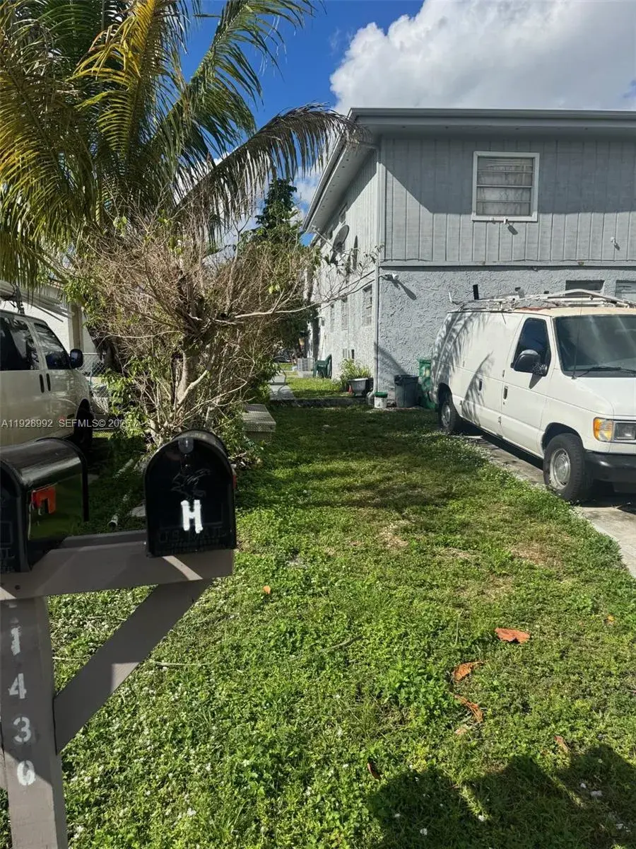 1410 SW 44th Ave # 5, Fort Lauderdale FL 33317