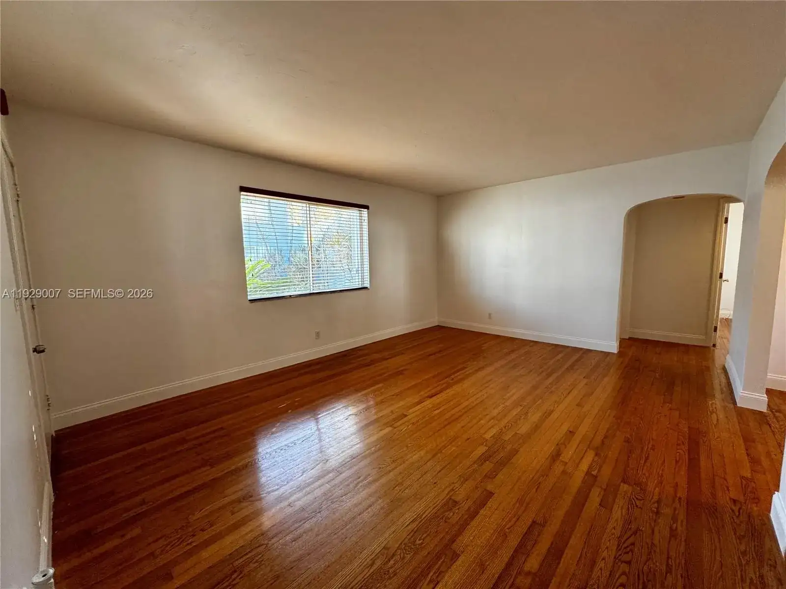 530 SW 10th St # 1B, Miami FL 33130 photo 2