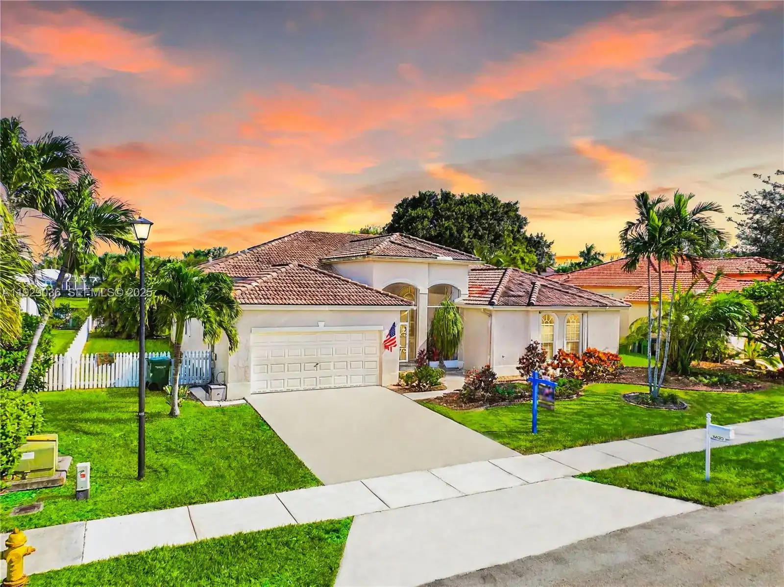 2835 Fairways Dr, Homestead FL 33035 photo 3