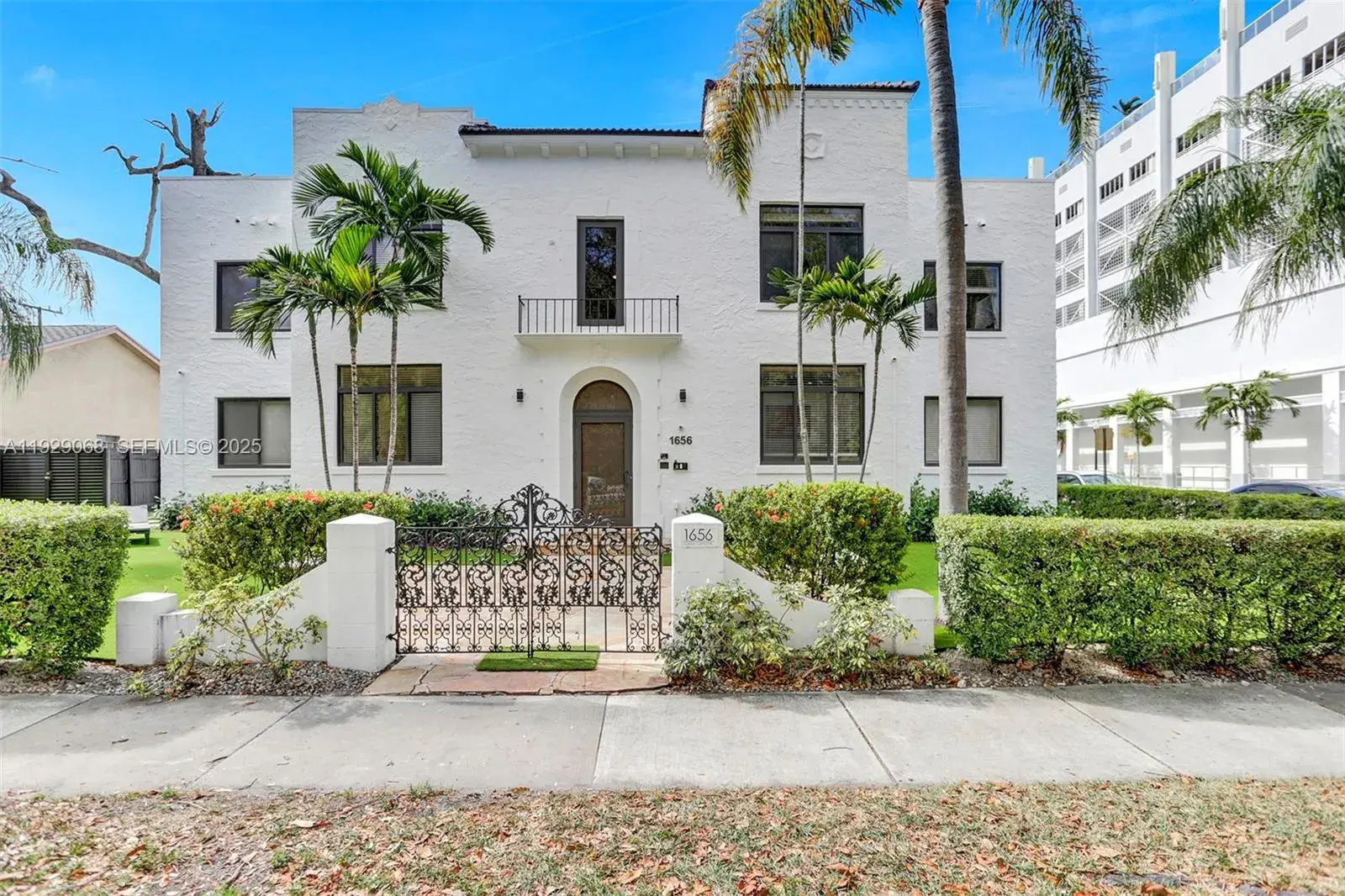1656 Polk St # 7, Hollywood FL 33020