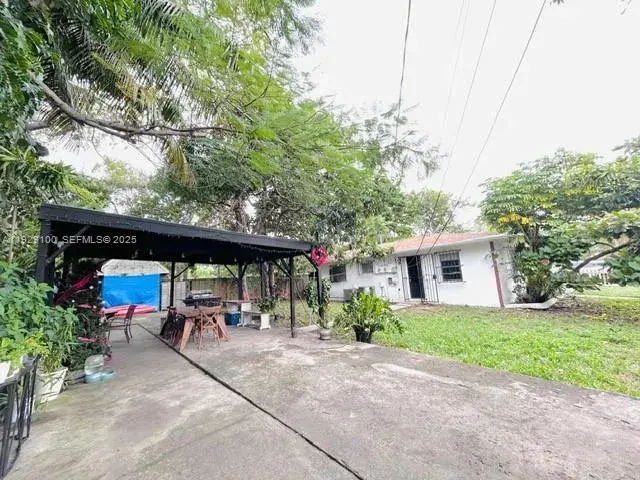 800 NW 29th Ter, Miami FL 33127