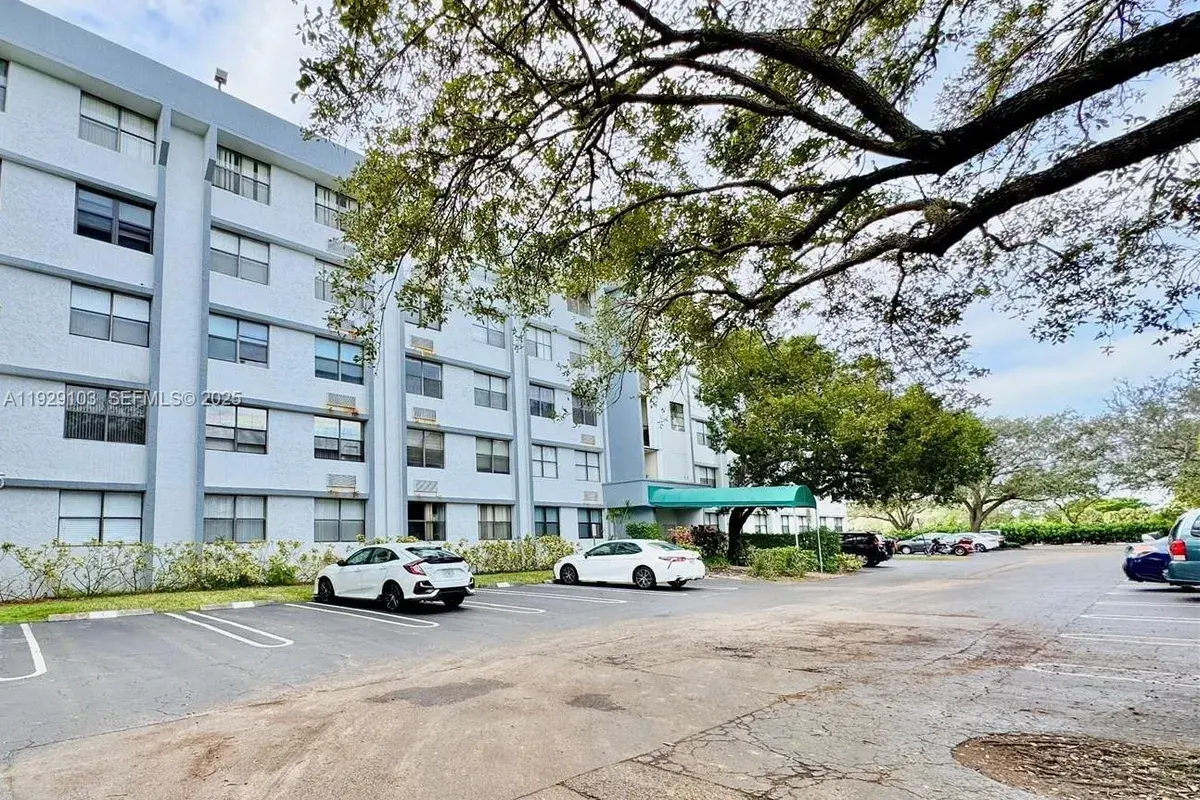 2501 Riverside Dr # A, Coral Springs FL 33065