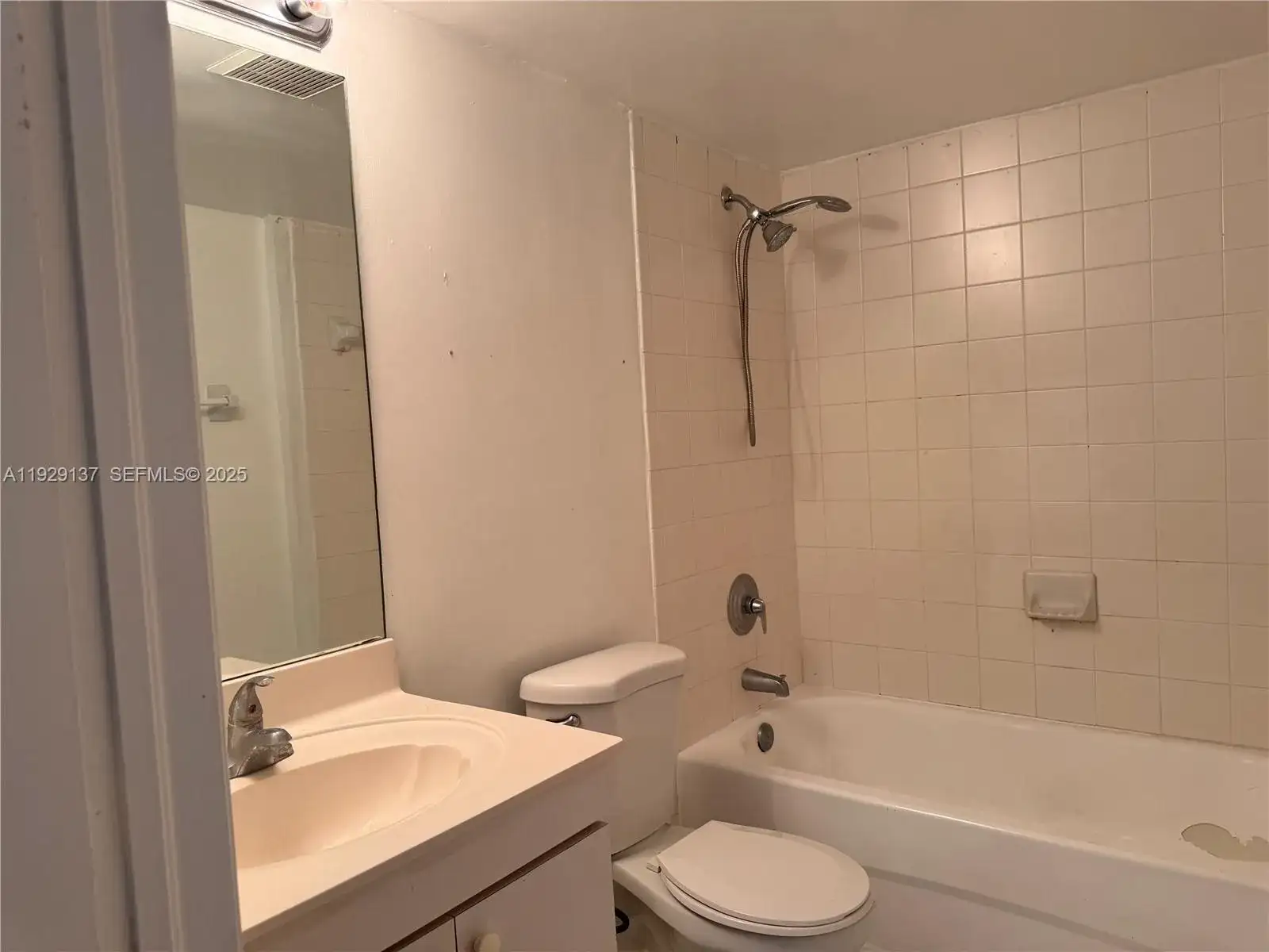 1260 SE 31st Ct # 34, Homestead FL 33035 photo 4