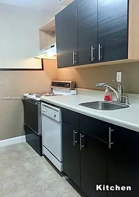 10500 SW 108th Ave # B414, Miami FL 33176 photo 4