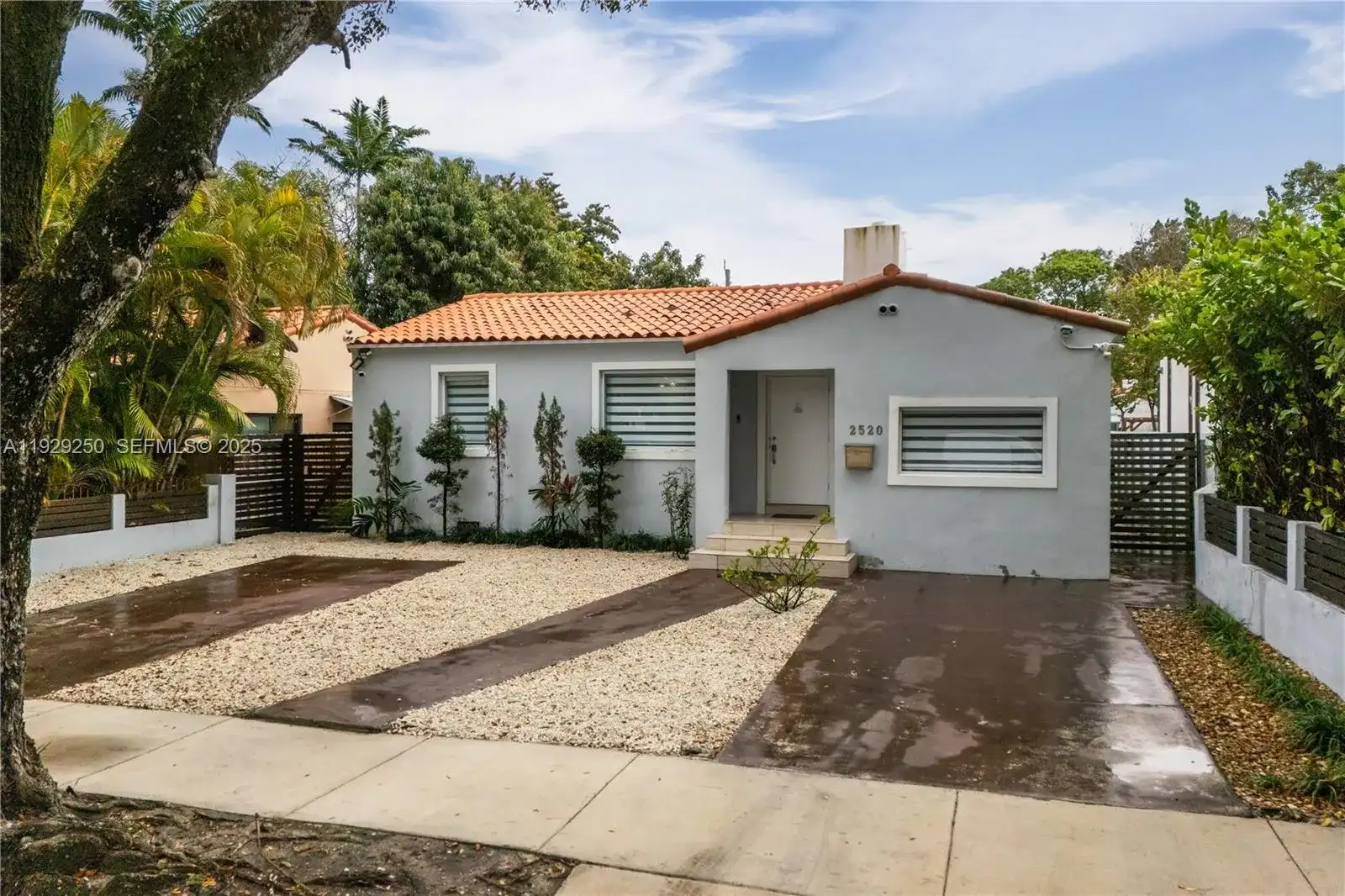 2520 SW 13th St, Miami FL 33145 photo 3