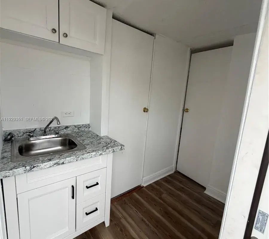 2980 NW 79th St, Miami FL 33147