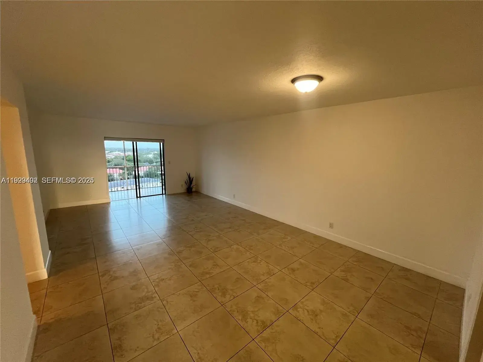 3575 Broken Woods Dr # 1002, Coral Springs FL 33065