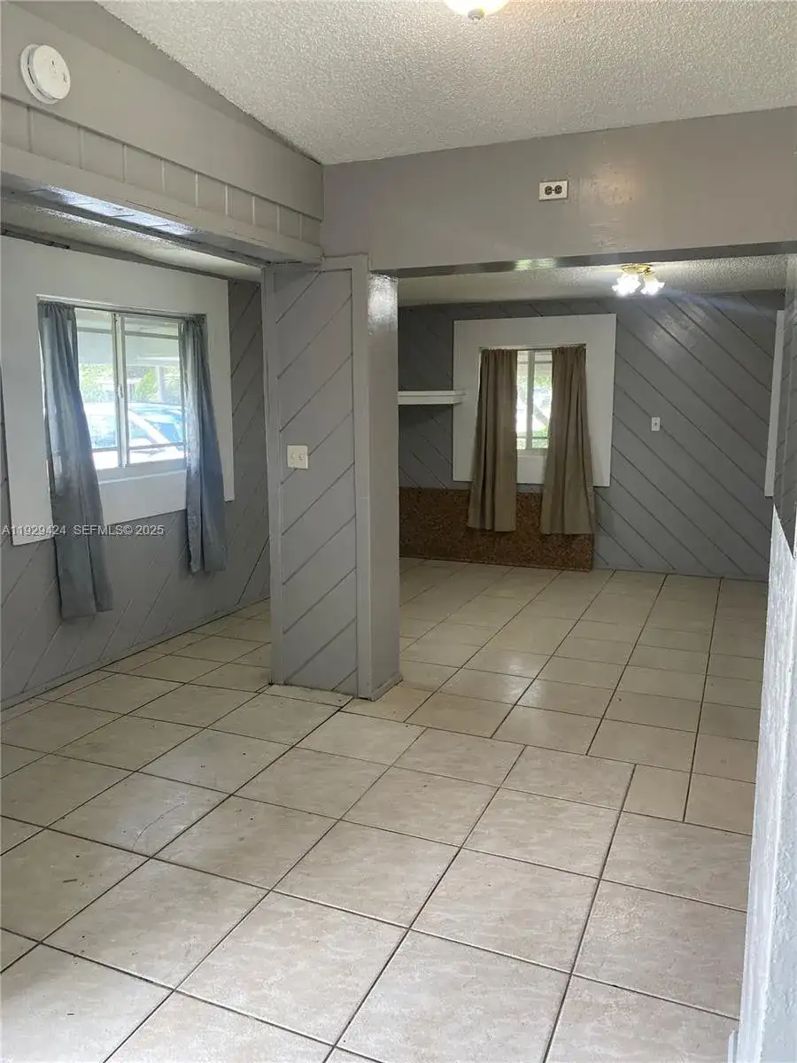 172 NW 29th Ave, Fort Lauderdale FL 33311 photo 5