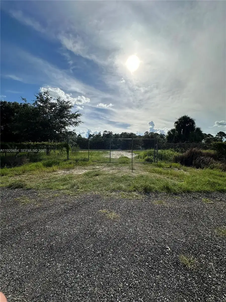 420 S. CORAL ST., Clewiston FL 33440 photo 2
