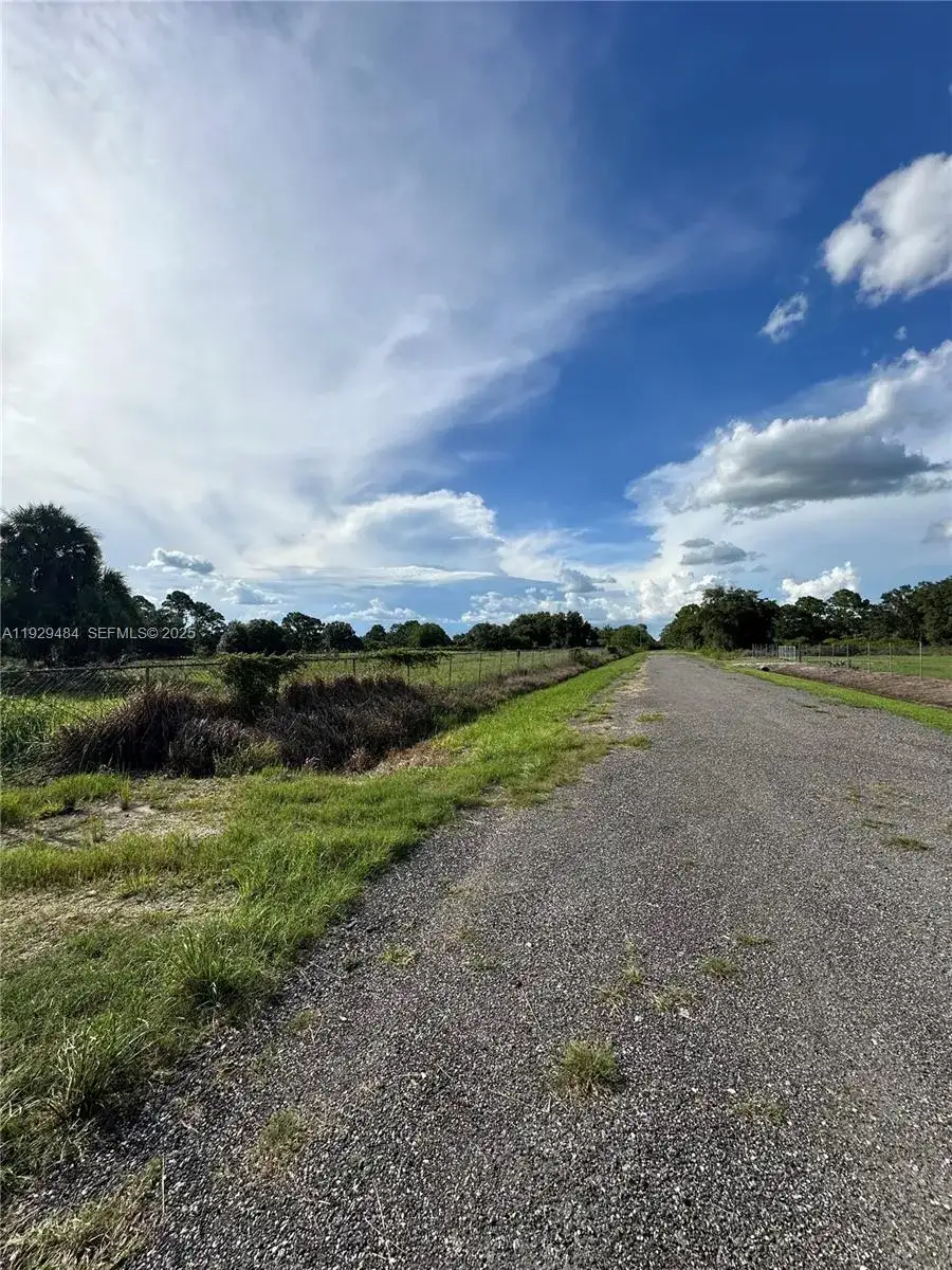 420 S. CORAL ST., Clewiston FL 33440 photo 3
