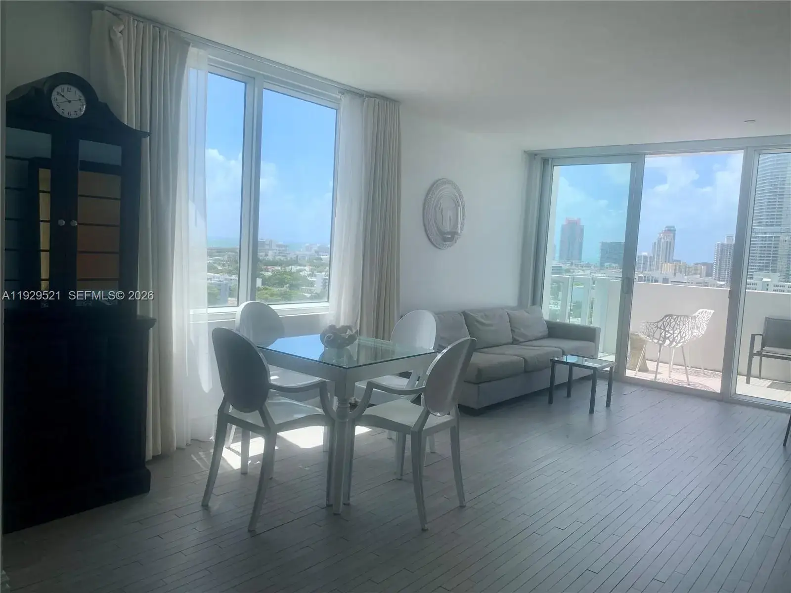 1 bedroom 1 bath Residential for sale at 1100 West Ave # 1601, Miami Beach FL 33139