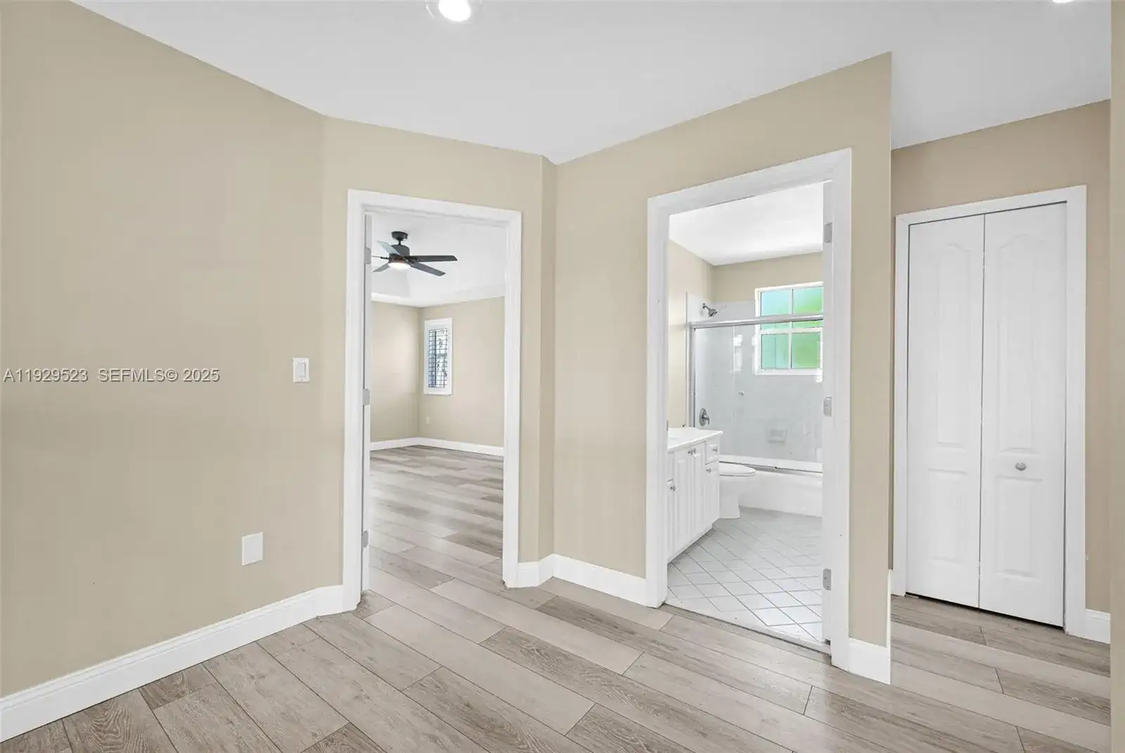 2784 SW 129th Ter, Miramar FL 33027 photo 4