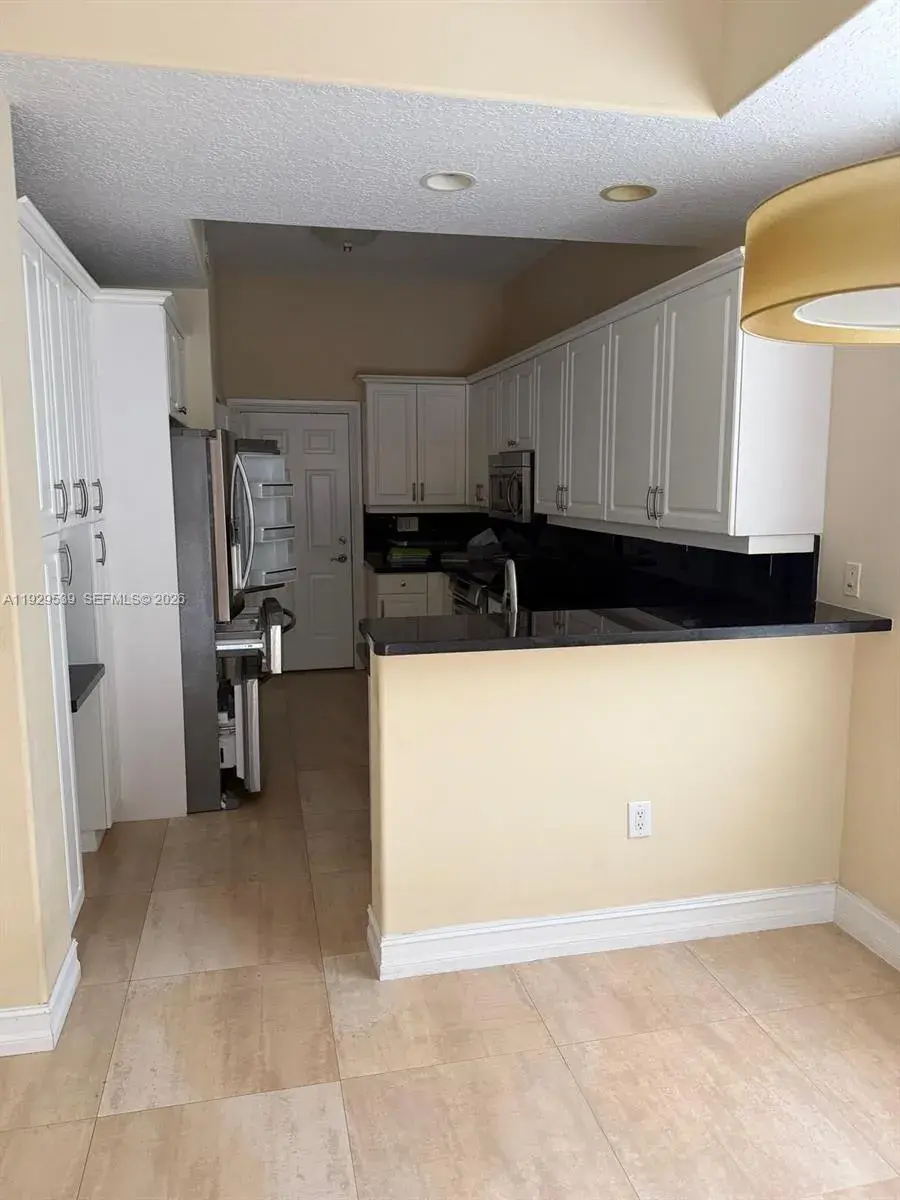 3085 NE 208th Ter, Aventura FL 33180