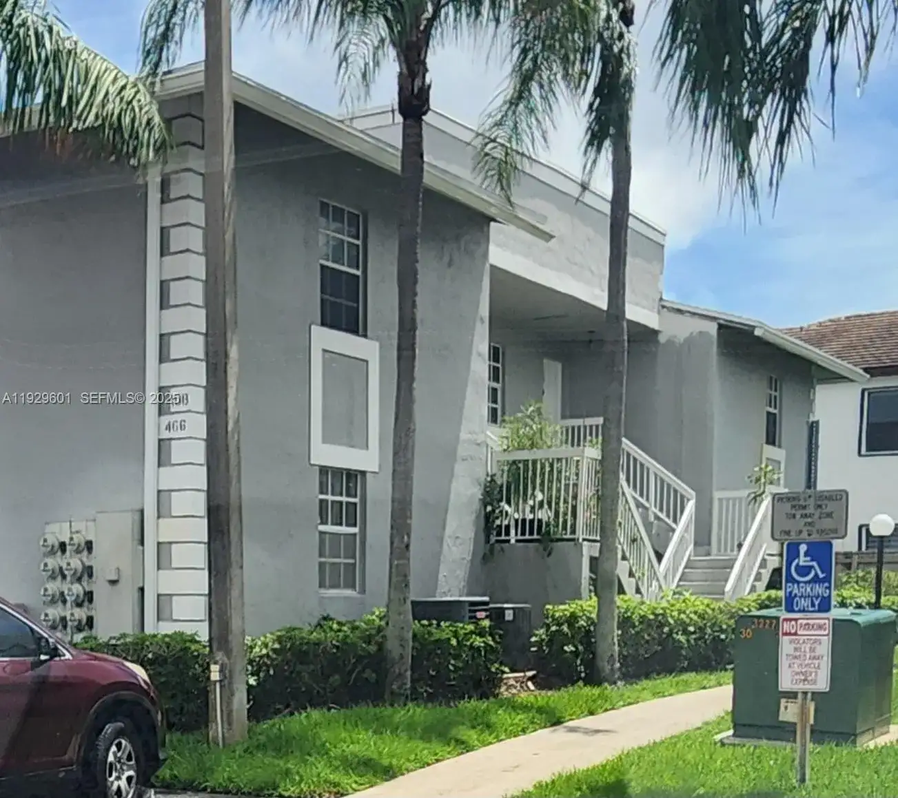 466 NE 210th Cir Ter # 10, Miami FL 33179 photo 3