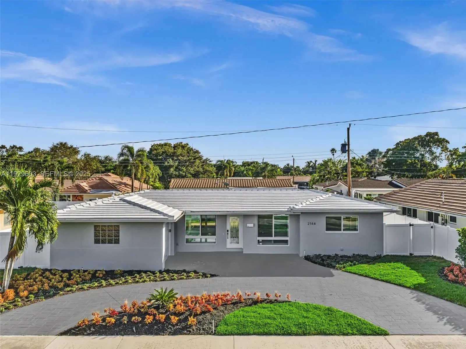 2144 NE 64th St, Fort Lauderdale FL 33308