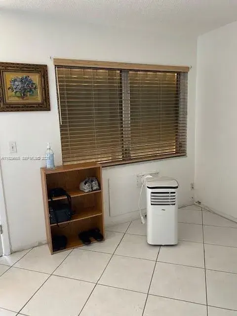 1000 SW 11th Ave # 20E, Hallandale Beach FL 33009