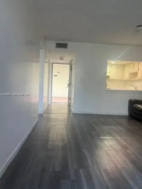 10090 NW 80th Ct # 1435, Hialeah Gardens FL 33016 photo 2