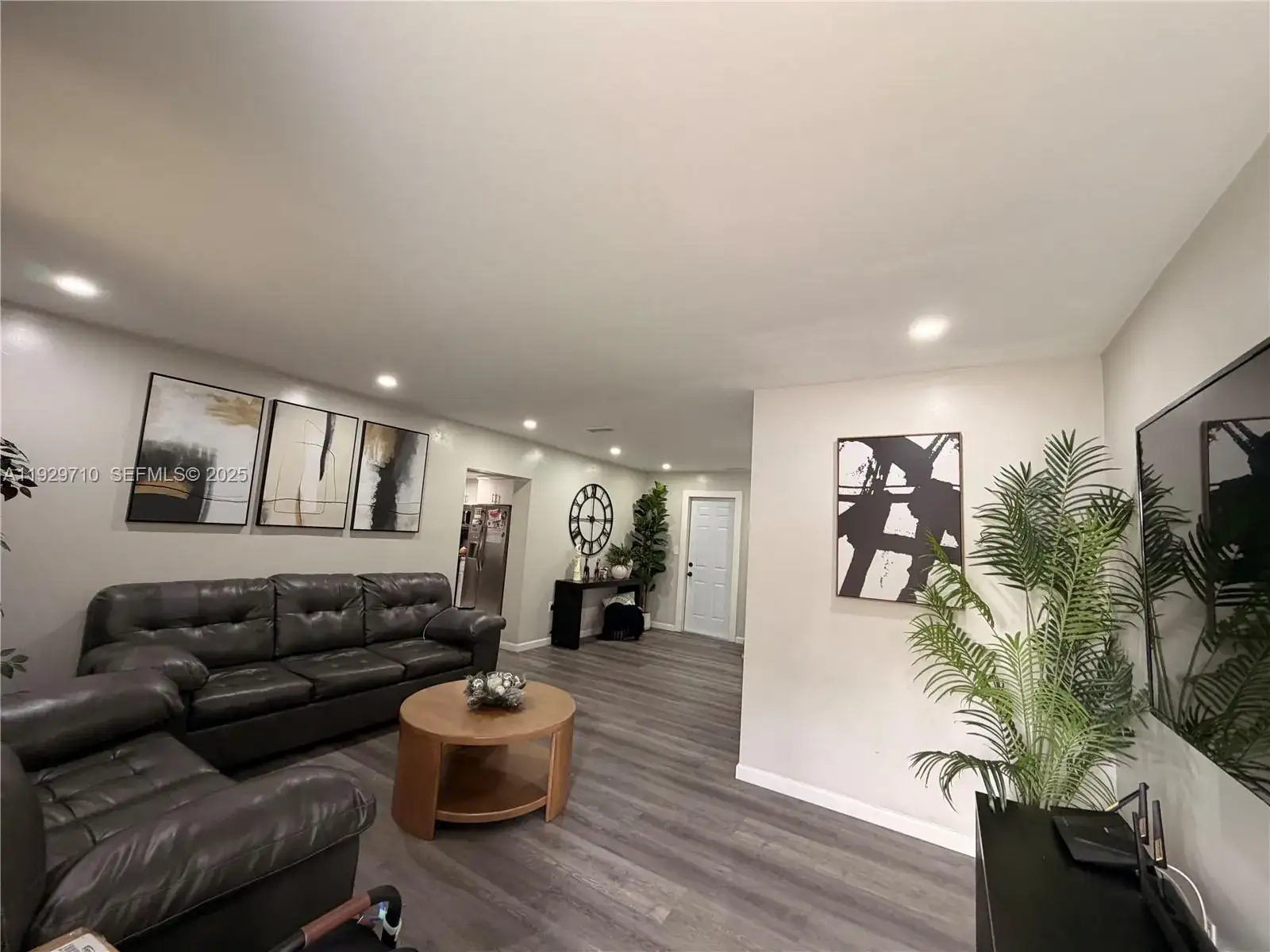 545 NW 136 St, North Miami FL 33168 photo 5