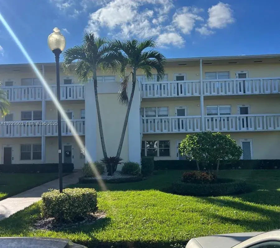 293 Dorset G # 293, Boca Raton FL 33434