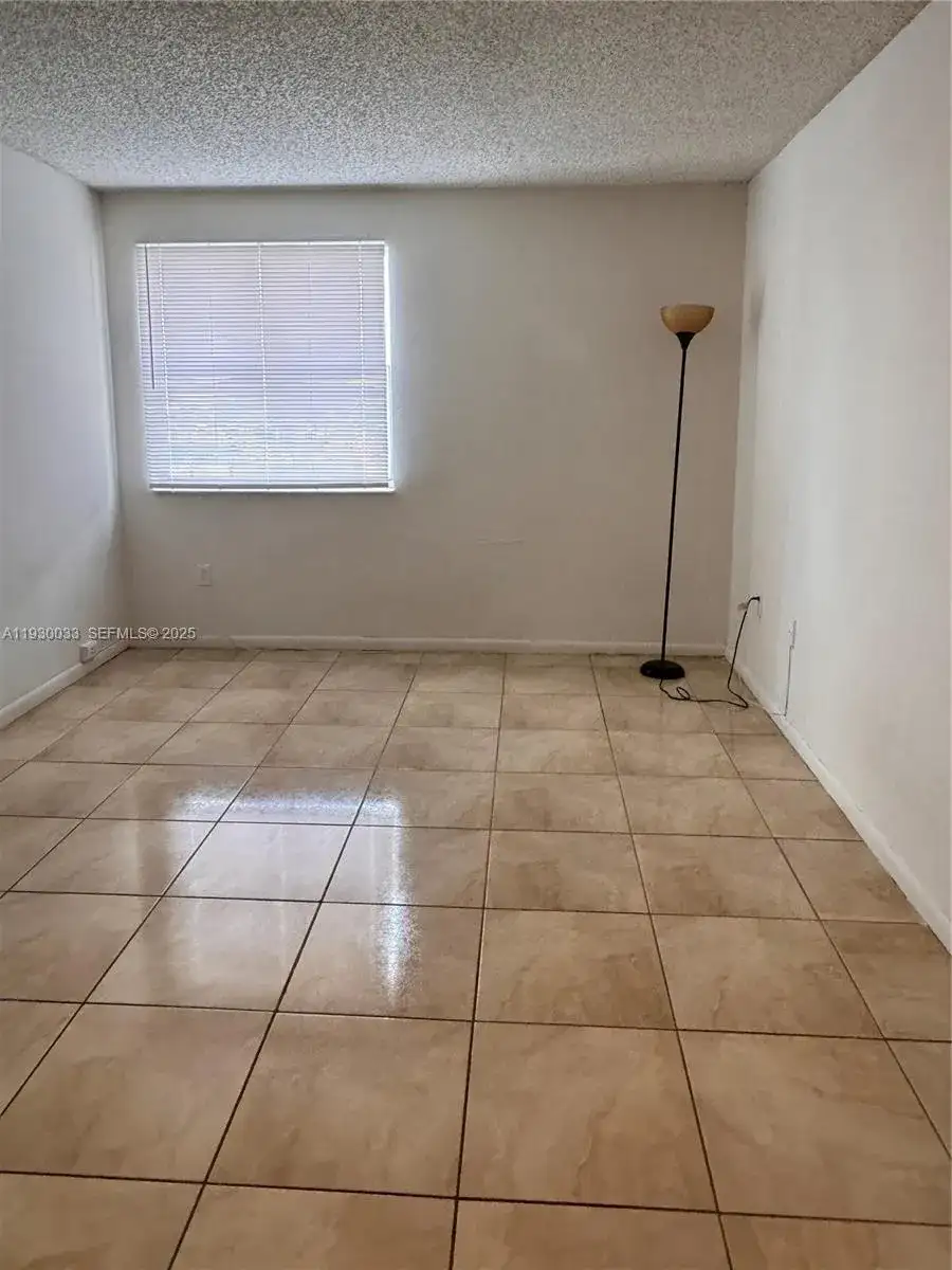 6280 NW 186th St # 310, Hialeah FL 33015 photo 4