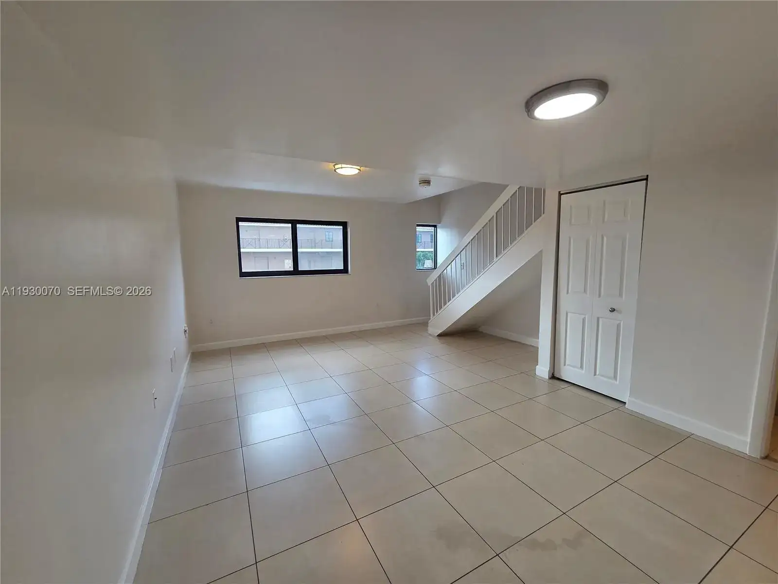 5 Olive Dr # 24, Hialeah FL 33010 photo 2