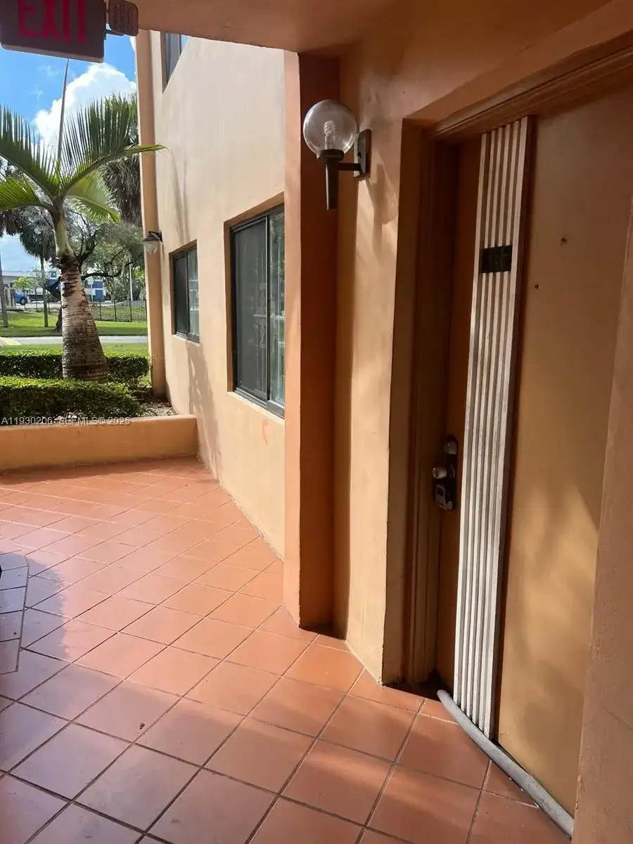 8600 SW 133rd Ave Rd # 107, Miami FL 33183 photo 2