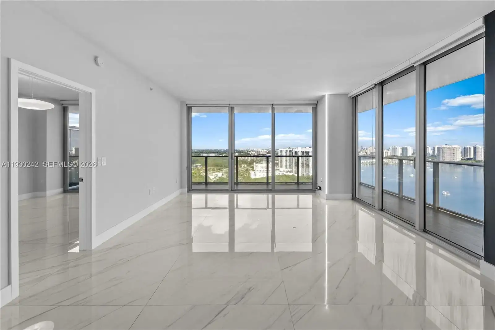16385 Biscayne Blvd # 2907, North Miami Beach FL 33160 photo 4