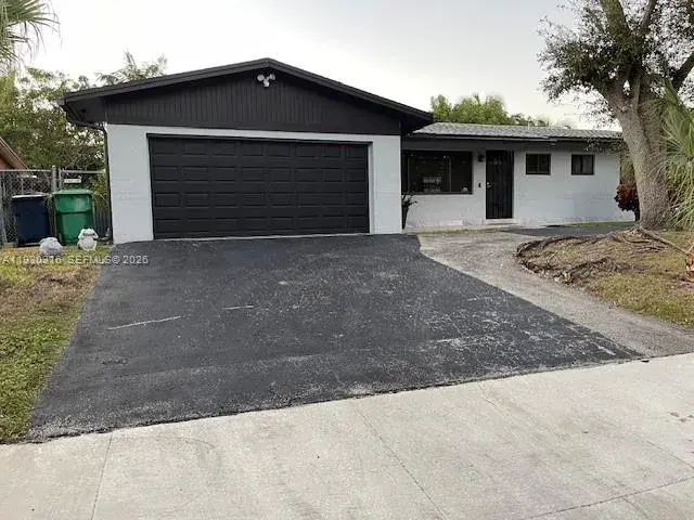 11412 SW 113th Pl, Miami FL 33176