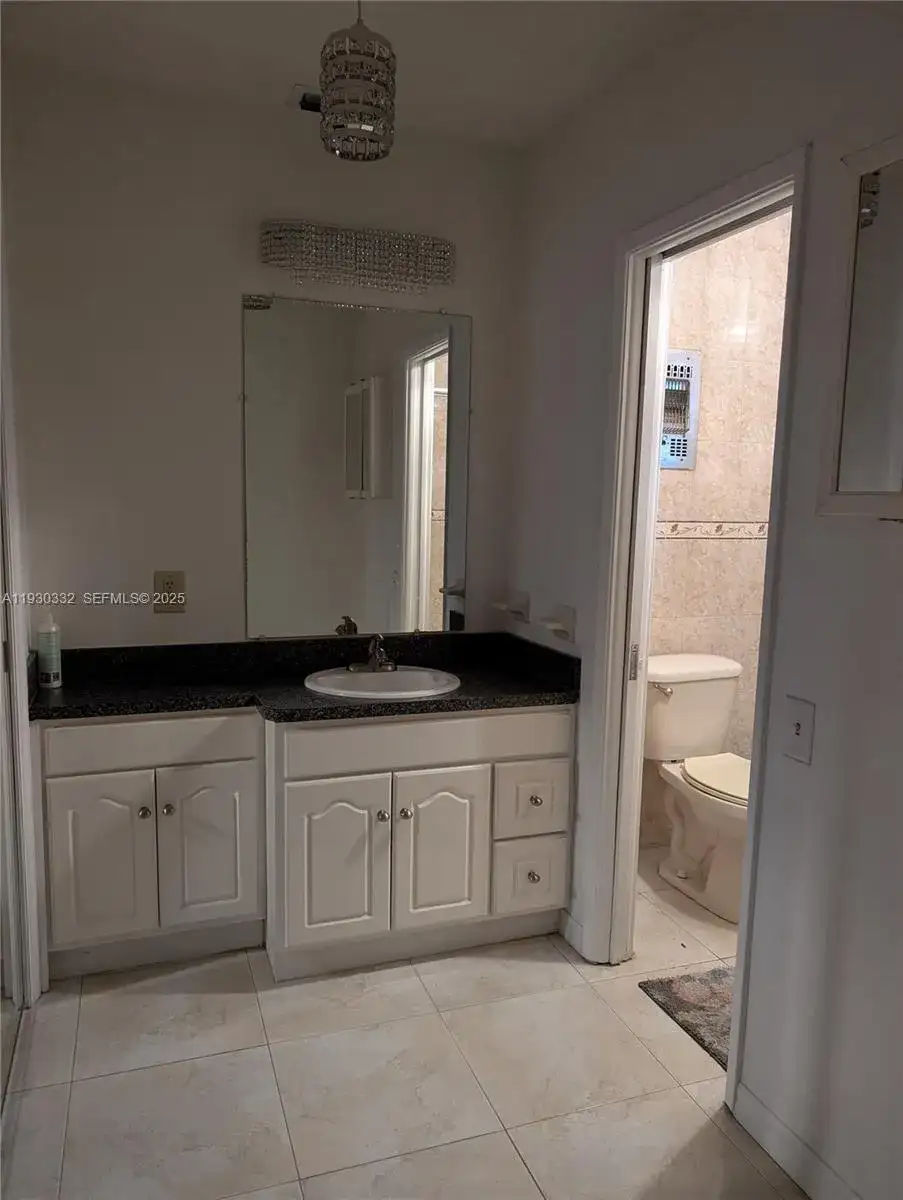 4550 NW 43rd St, Lauderdale Lakes FL 33319 photo 2