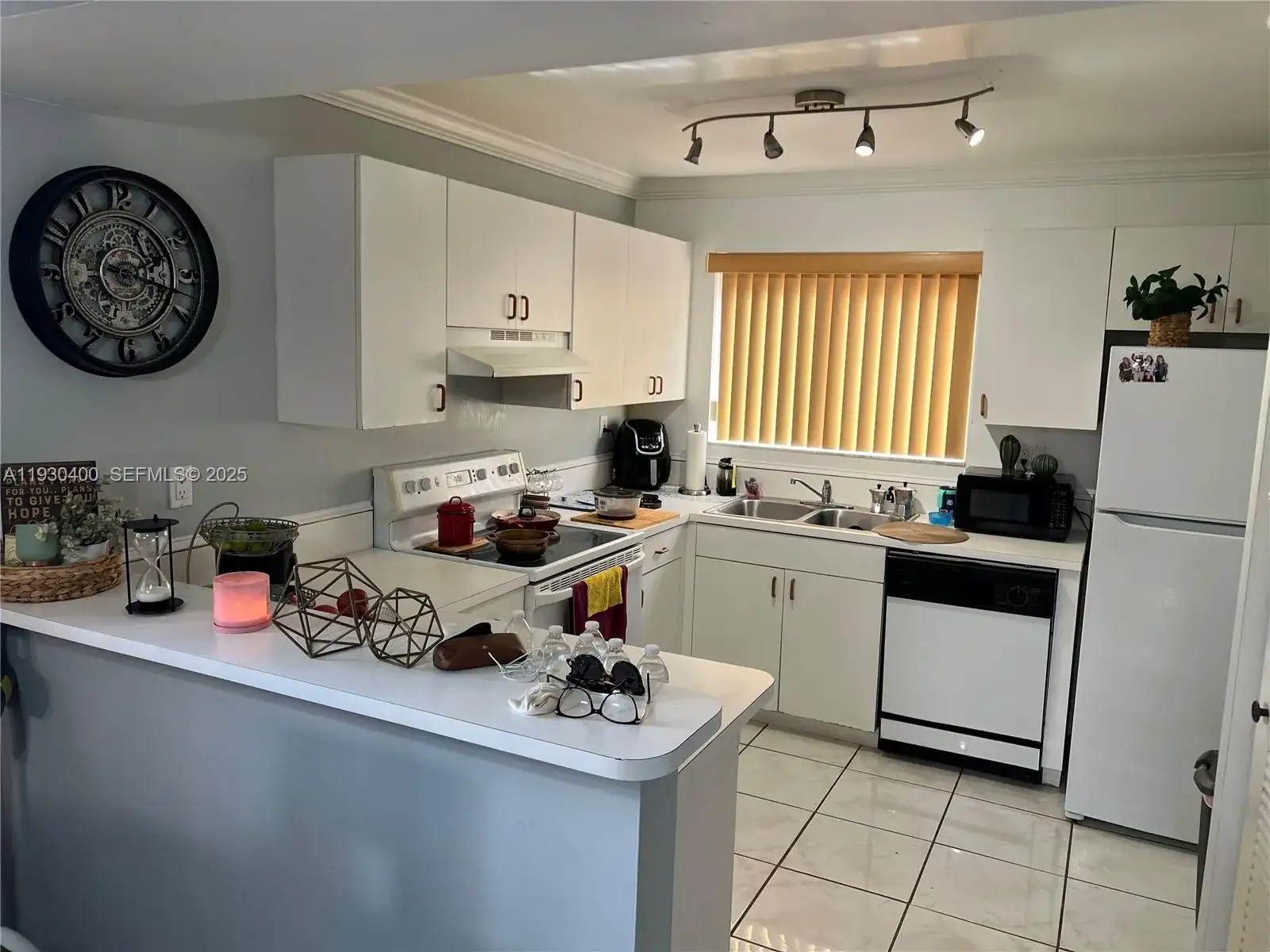 14911 SW 80th St # 102, Miami FL 33193 photo 2