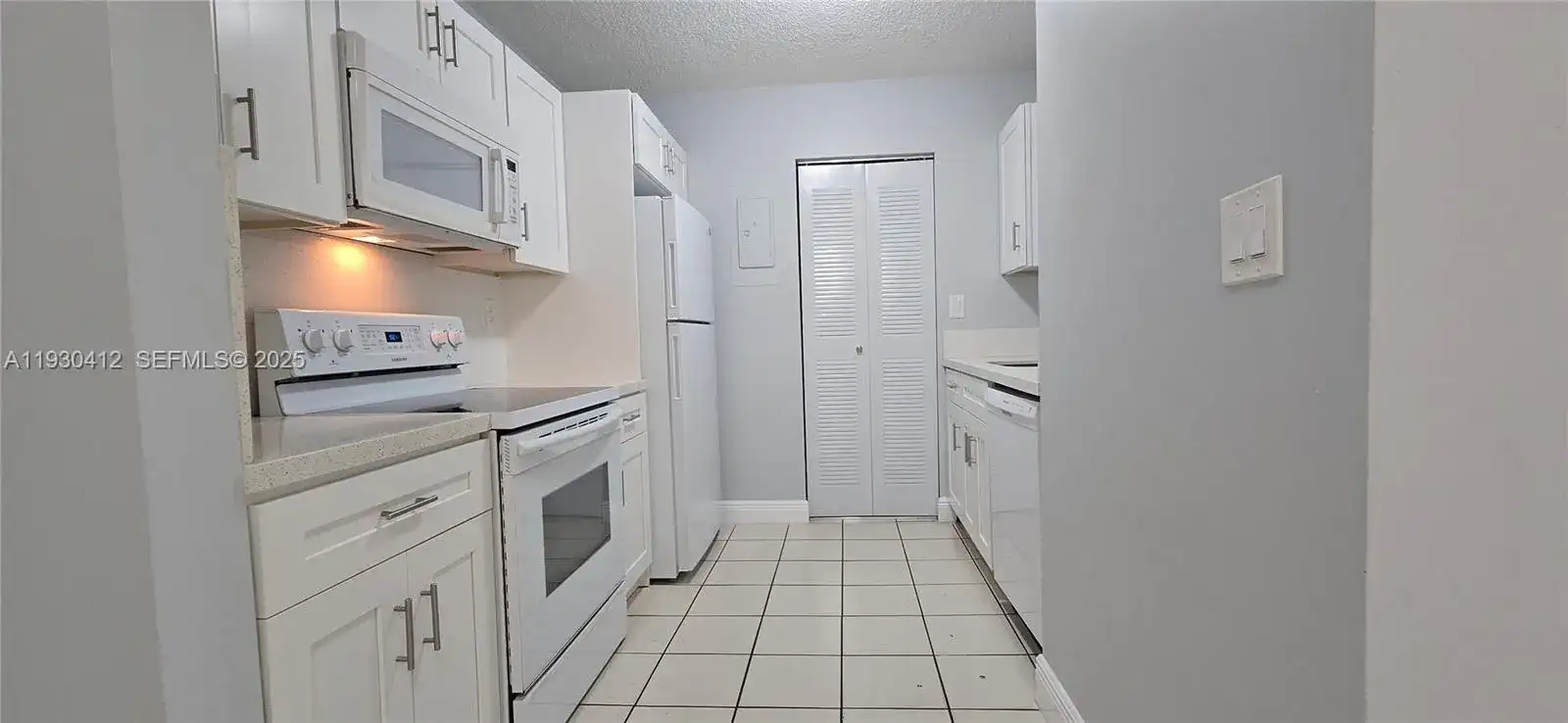 646 NW 114th Ave # 201, Sweetwater FL 33172