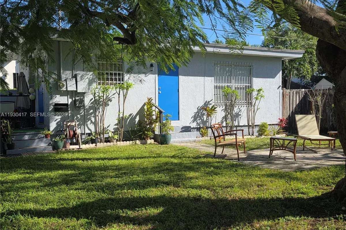 811 NE 14th Ct, Fort Lauderdale FL 33304