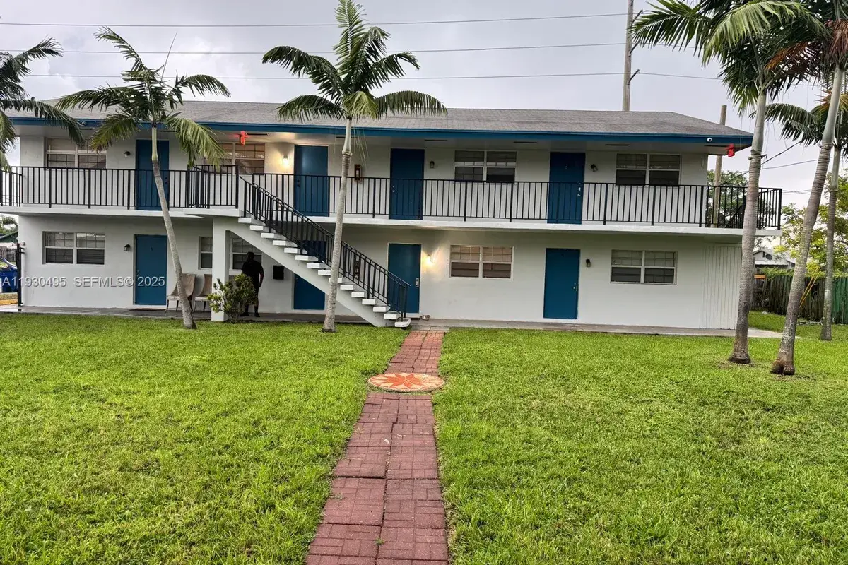 201 W Blue Heron Blvd, Riviera Beach FL 33404